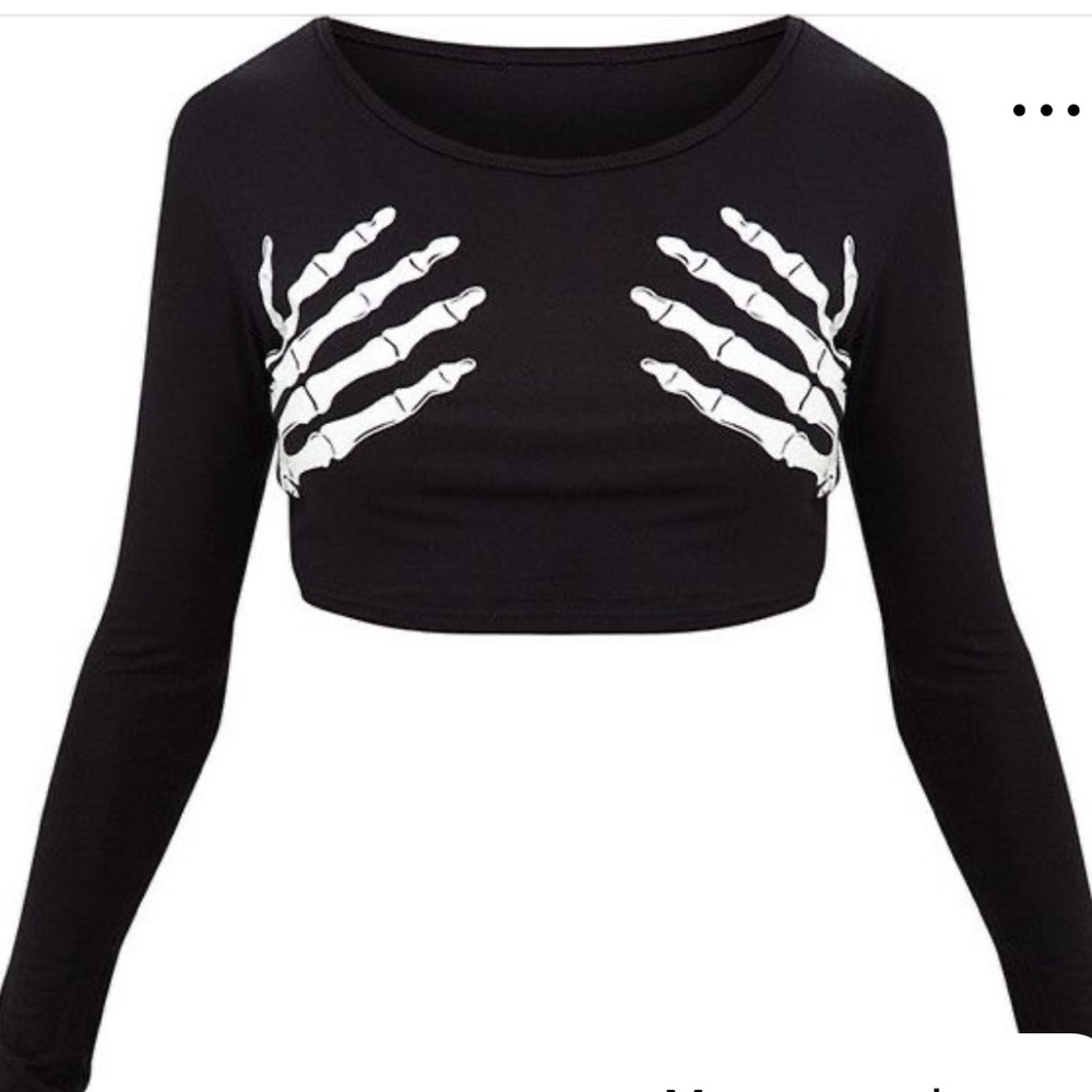 PrettyLittleThing Bellatrix Black Glow Crop Top